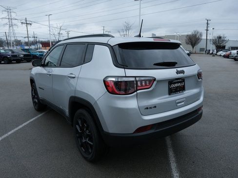 New 2026 Jeep Compass Latitude AWD/4WD image 10