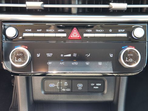 Certified 2025 Hyundai Tucson SEL AWD/4WD image 22