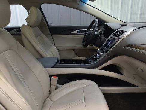 Used 2017 Lincoln MKZ Reserve w/ Technology Package AWD/4WD image 21