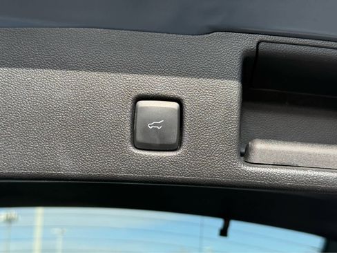 Used 2023 Ford Escape ST-Line image 19