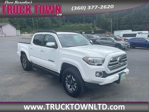 Used 2019 Toyota Tacoma Limited AWD/4WD image 8