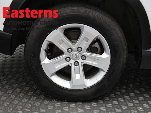 Used 2023 Honda Pilot LX image 30