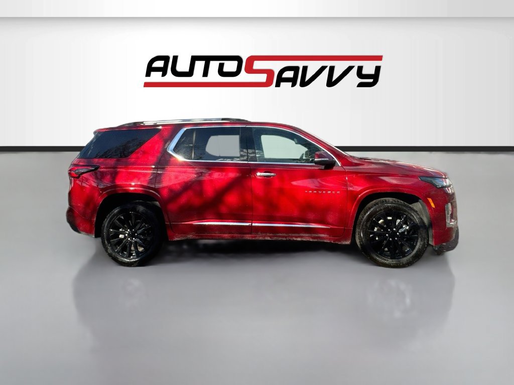 Used 2023 Chevrolet Traverse Premier FWD image 8