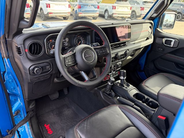 Used 2024 Jeep Wrangler Unlimited Rubicon w/ Technology Group AWD/4WD image 23