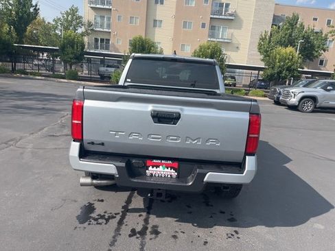 New 2025 Toyota Tacoma TRD Off-Road image 5