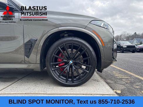 Used 2025 BMW X5 xDrive40i w/ M Sport Package image 11