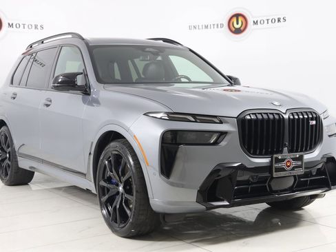 Used 2023 BMW X7 M60i w/ Executive Package image 28