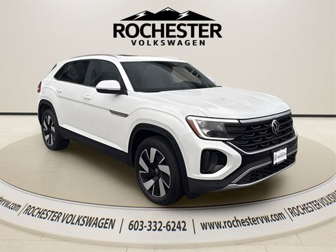 New 2026 Volkswagen Atlas Cross Sport SE image 11