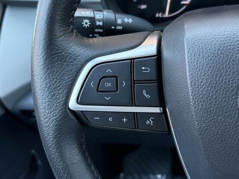 Used 2021 Toyota Sienna XLE image 32