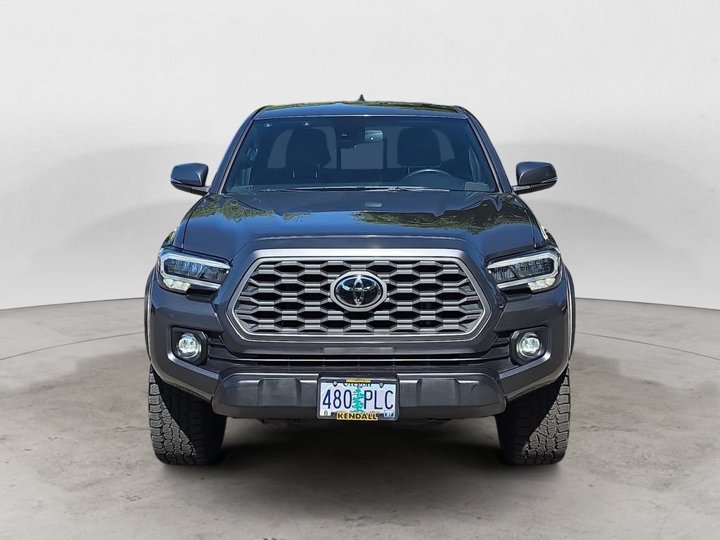 Used 2021 Toyota Tacoma TRD Off-Road w/ TRD Premium Off Road Package AWD/4WD image 2