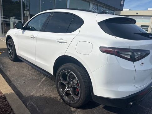 Used 2024 Alfa Romeo Stelvio Veloce AWD/4WD image 4