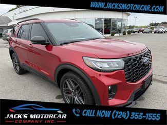 Used 2025 Ford Explorer ST video 1