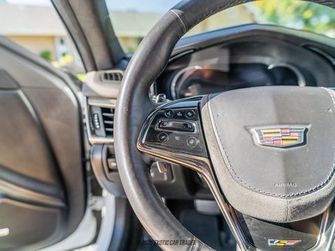 Used 2018 Cadillac CTS V w/ Luxury Package image 19