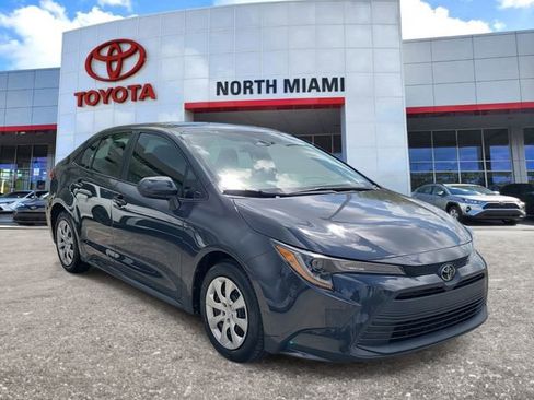 Used 2023 Toyota Corolla LE image 1