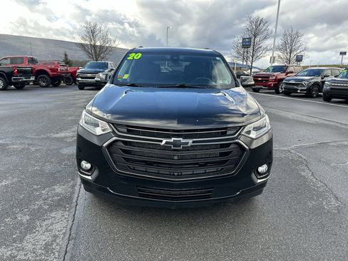 Used 2020 Chevrolet Traverse Premier w/ Redline Edition image 2