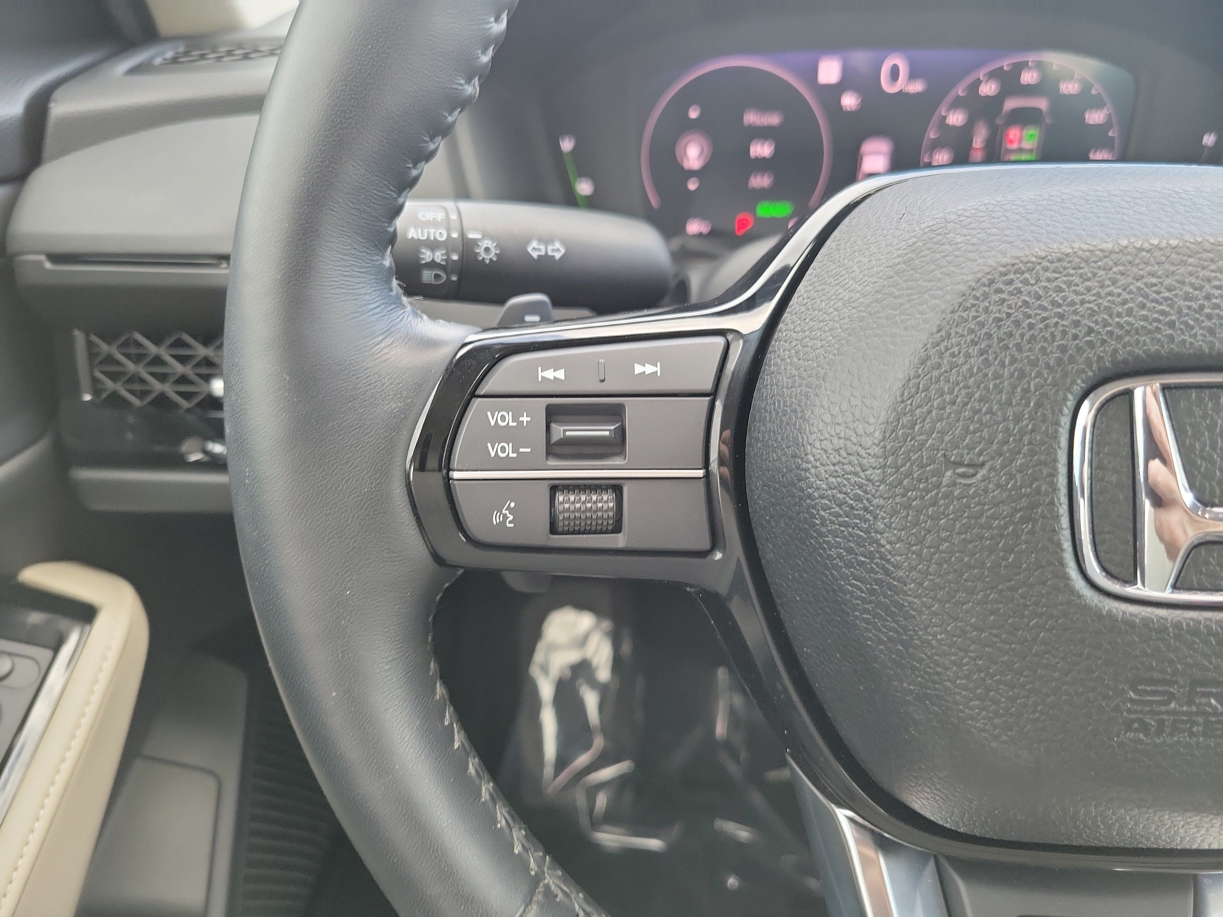 Certified 2025 Honda Accord Touring image 20