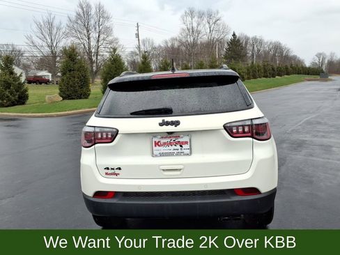 Used 2020 Jeep Compass Latitude image 5