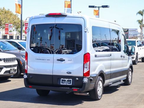 Used 2024 Ford Transit 350 XLT RWD image 4
