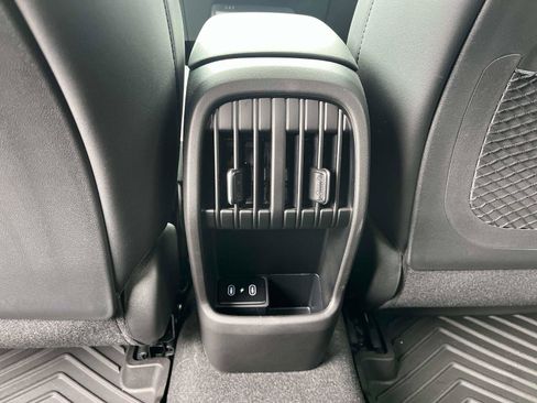 Used 2026 Hyundai Kona SEL Premium image 17