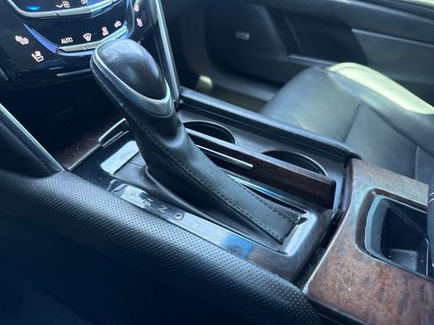 Used 2019 Cadillac XTS Luxury FWD image 25