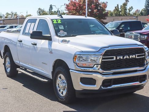 Used 2022 RAM 2500 Tradesman w/ Chrome Appearance Group image 4
