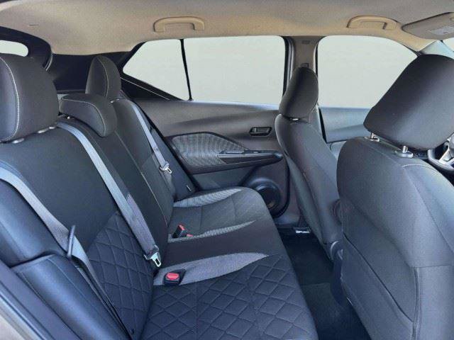 Used 2020 Nissan Kicks S FWD image 40