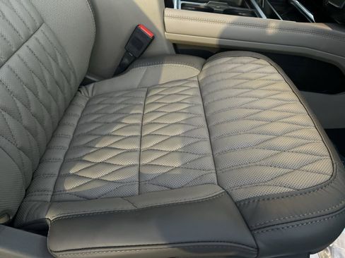 New 2026 Ford F350 Platinum w/ Platinum Plus Package image 41