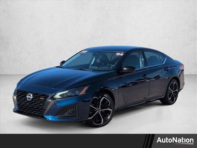Used 2024 Nissan Altima 2.5 SR