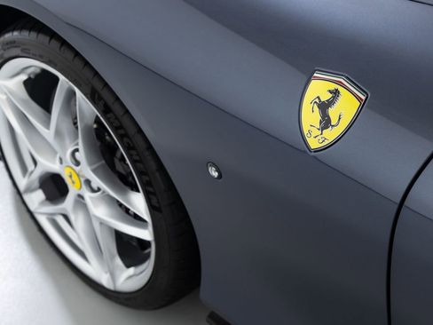 Used 2024 Ferrari Roma Spider RWD image 48