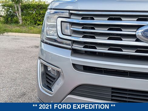 Used 2021 Ford Expedition Limited RWD image 10