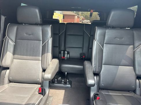 Used 2023 Cadillac Escalade Sport AWD/4WD image 22