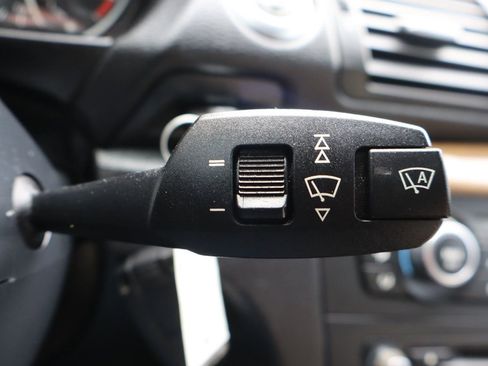 Used 2013 BMW 128i Convertible RWD image 29