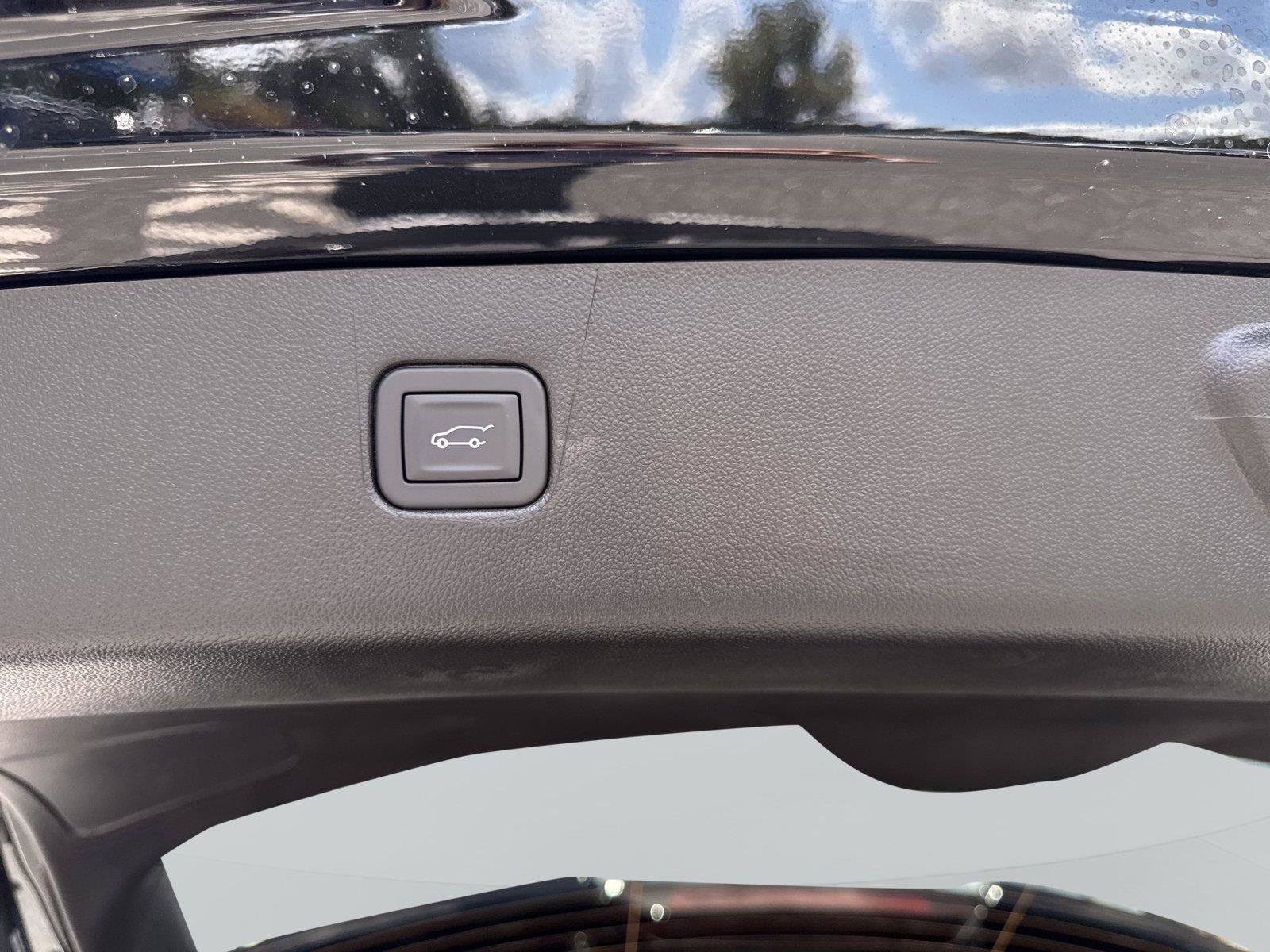New 2026 Chevrolet Blazer LT w/ Convenience Package FWD image 34