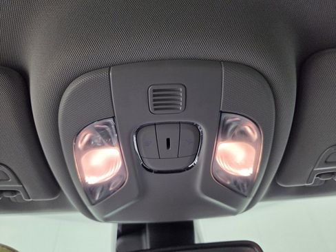 Certified 2022 Jeep Compass Latitude image 22