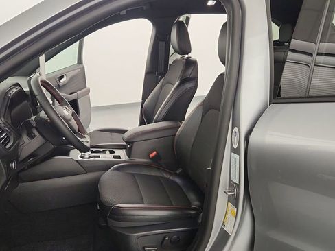 Certified 2024 Ford Escape ST-Line w/ Tech Pack #1 AWD/4WD image 15