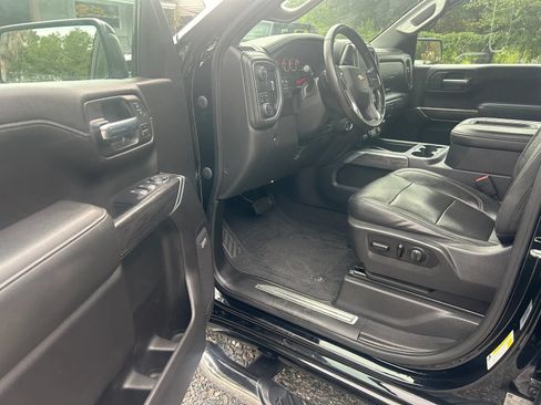 Used 2020 Chevrolet Silverado 1500 LTZ w/ LTZ Plus Package RWD image 23