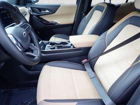 New 2026 Chevrolet Equinox ACTIV w/ Safety and Technology Package image 11