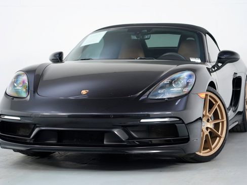 Used 2021 Porsche 718 Boxster GTS image 3
