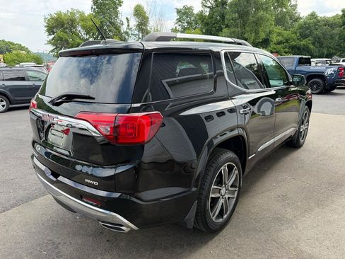 Used 2017 GMC Acadia Denali w/ Technology Package AWD/4WD image 4