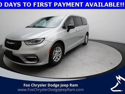 Certified 2024 Chrysler Pacifica Touring-L