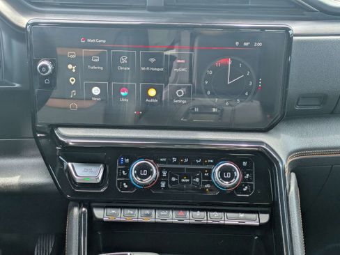 Used 2022 GMC Sierra 1500 AT4 w/ AT4 Premium Package AWD/4WD image 16