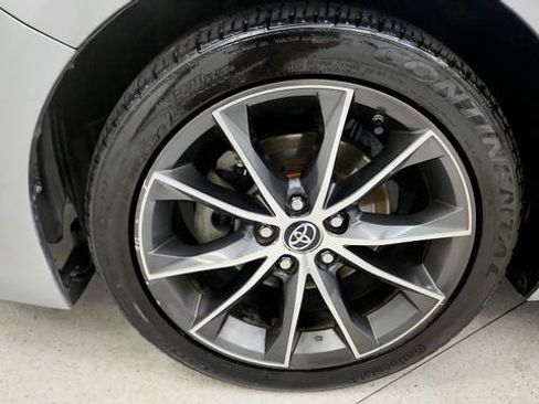 Used 2015 Toyota Camry XSE FWD image 76
