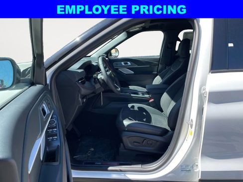 New 2026 Ford Explorer ST AWD/4WD image 9