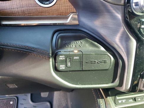 Used 2019 RAM 3500 Limited image 21