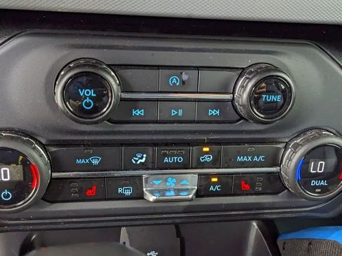 Certified 2024 Ford Bronco Black Diamond AWD/4WD image 29