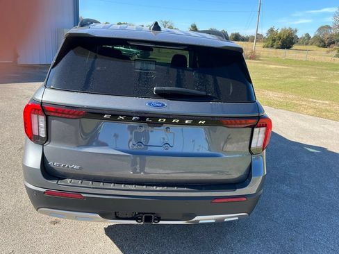 New 2026 Ford Explorer Active w/ Active Comfort Package RWD image 4