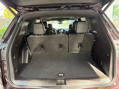 Used 2022 Chevrolet Traverse High Country image 28
