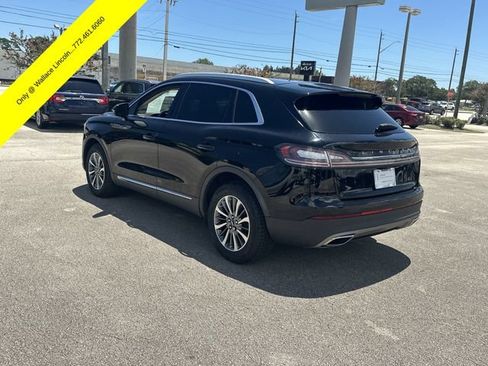 Certified 2022 Lincoln Nautilus FWD w/ Premium Package image 9