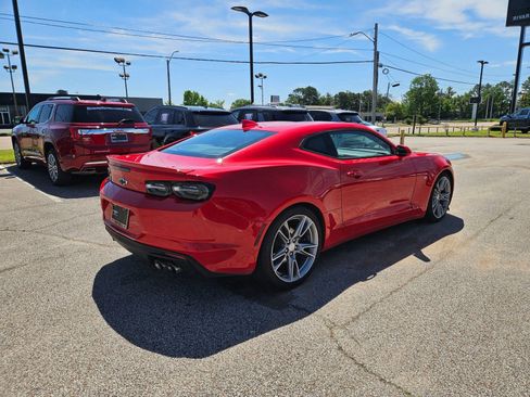 Used 2021 Chevrolet Camaro LT w/ RS Package RWD image 6