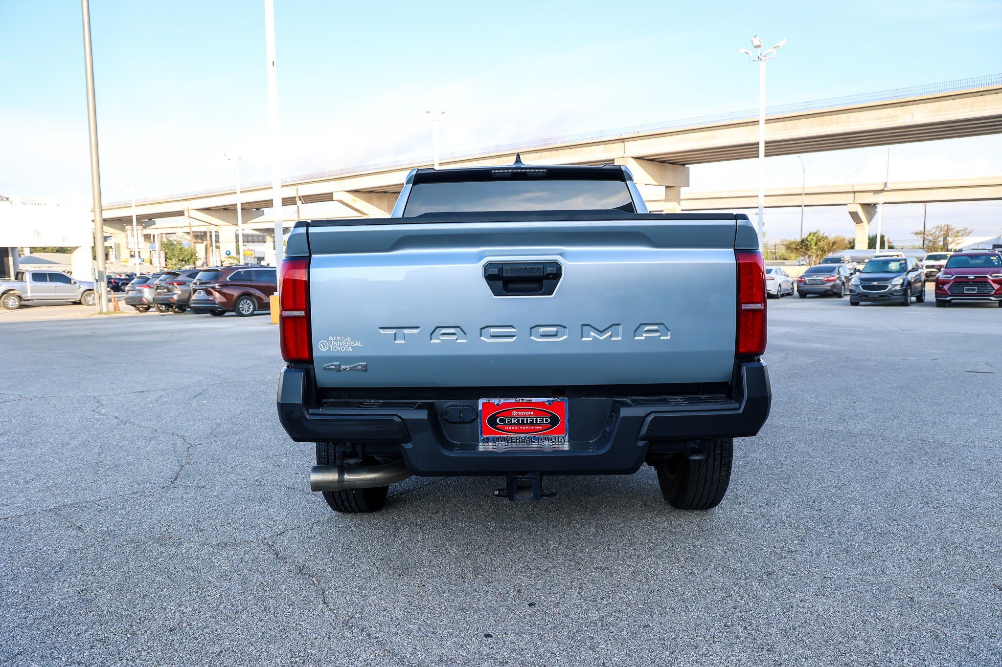 Certified 2025 Toyota Tacoma SR AWD/4WD image 8